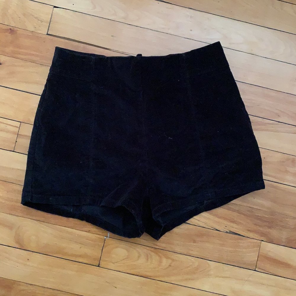 Short shorts